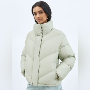 Aritzia Wilfred Cloud Puffer Jacket - New With Tags